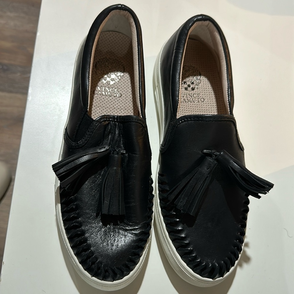 Vince Camuto slip on black leather sneakers with tassel brand new